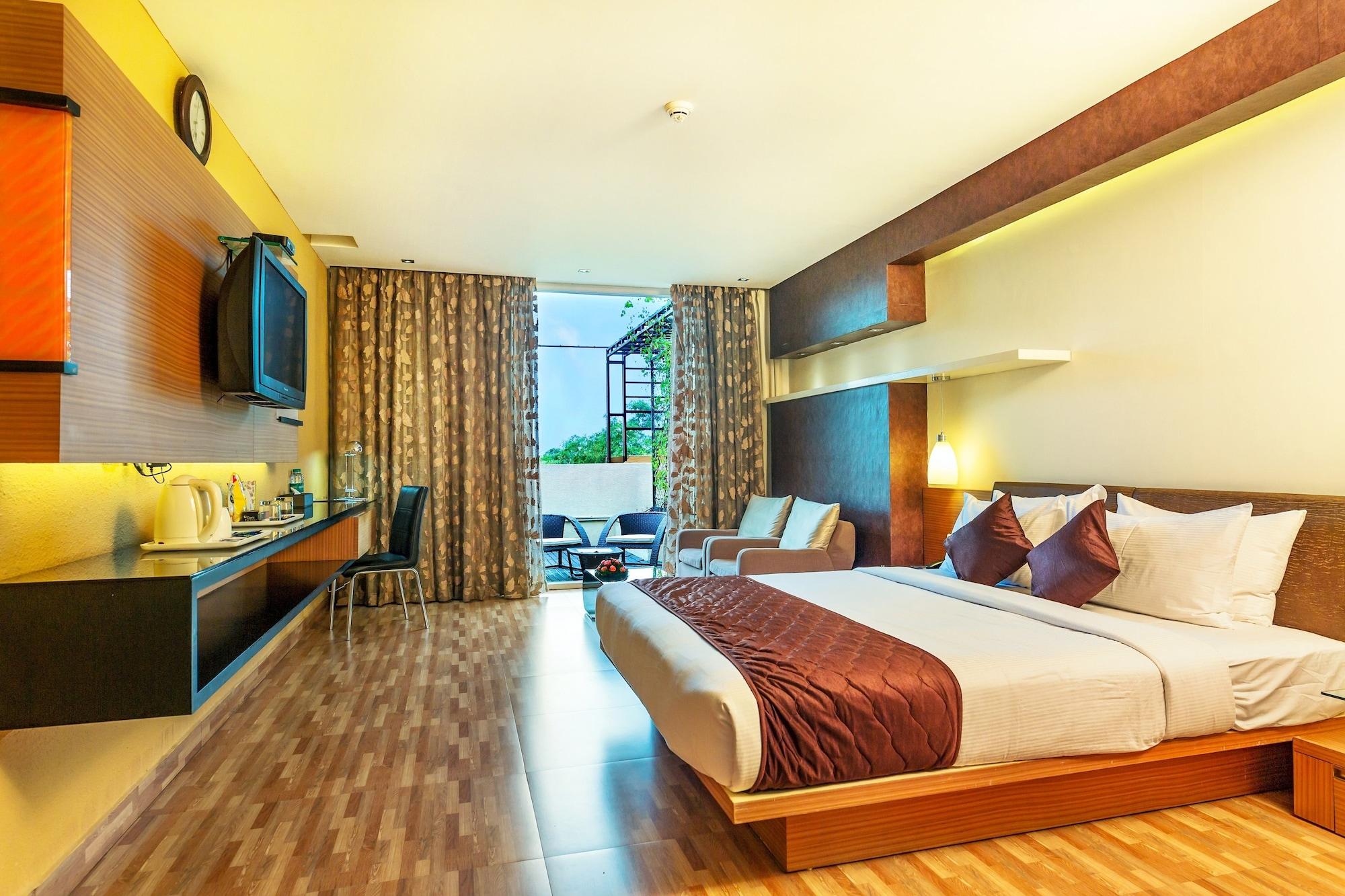 Flora Airport Hotel And Convention Centre Kochi Nedumbassery Extérieur photo