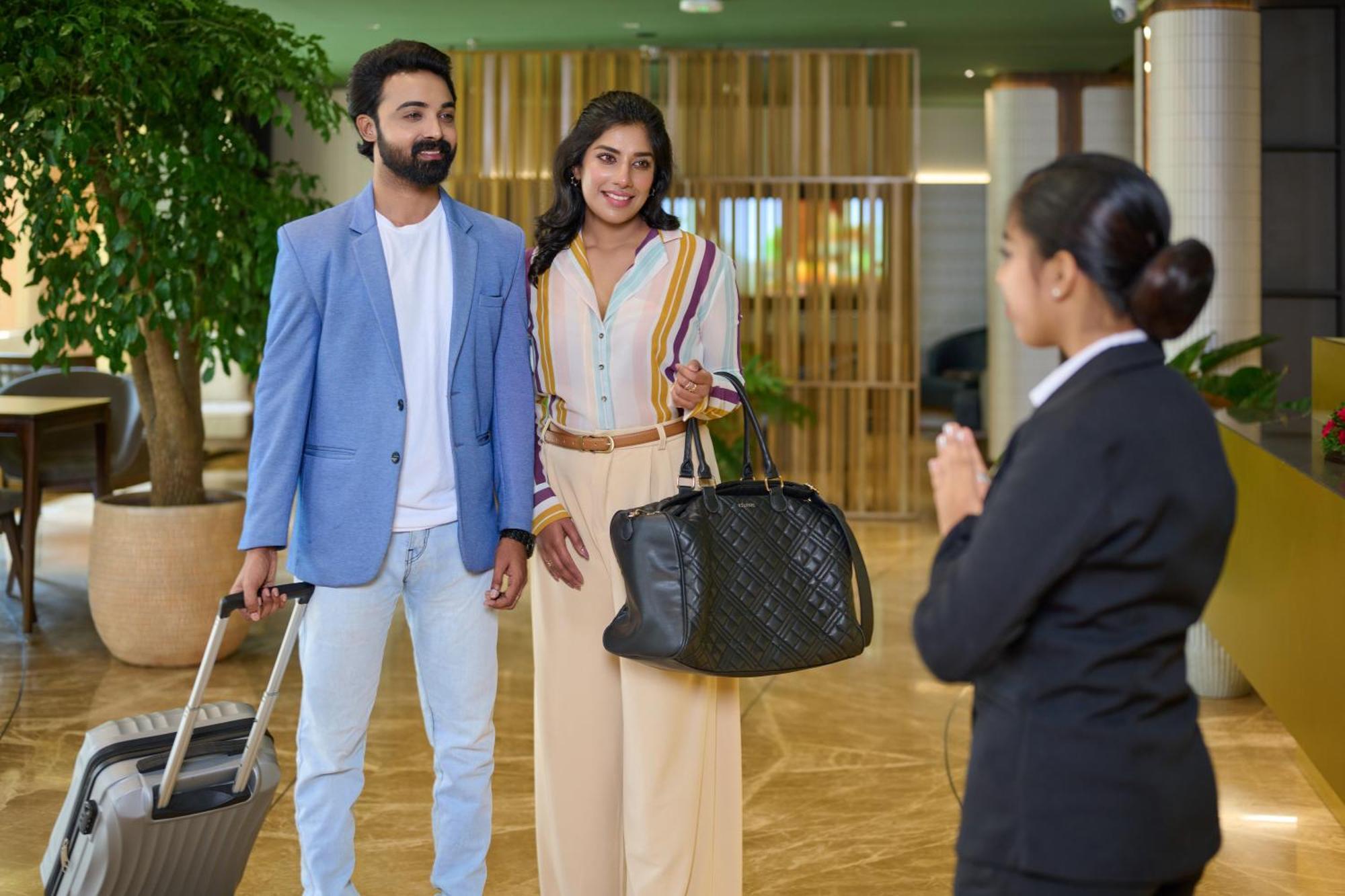 Flora Airport Hotel And Convention Centre Kochi Nedumbassery Extérieur photo